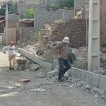 ادامه روند اجرای عملیات عمرانی پروژه زیر سازی و جدول گذاری خیابان استاد علی آهی شهرک مدرس آبعلی